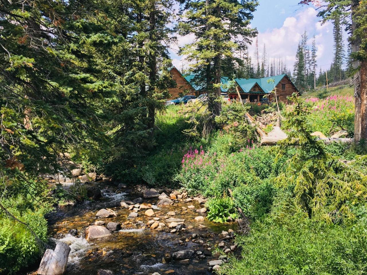 Snowy Mountain Lodge Centennial Exterior foto